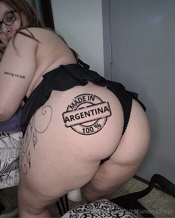 Full leaked Rotunena private onlyfans photo