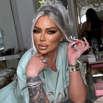 Full leaked Roxana darie private onlyfans photo