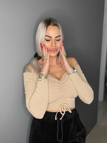 Full leaked Roxana vipp private onlyfans photo