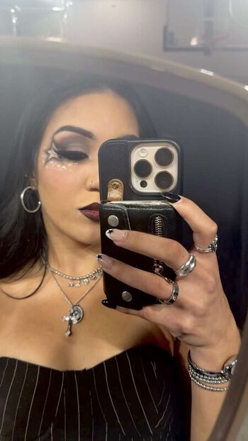 Full leaked Roxanne perez private onlyfans photo
