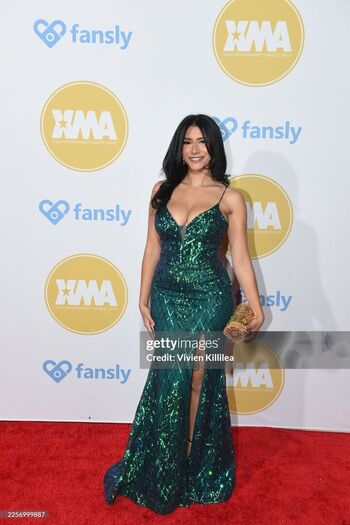 Full leaked Roxie sinner page private onlyfans photo