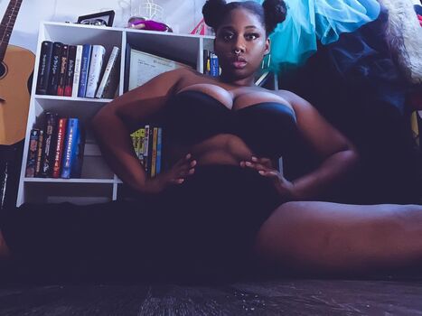 Full leaked Roxxy haze private onlyfans photo