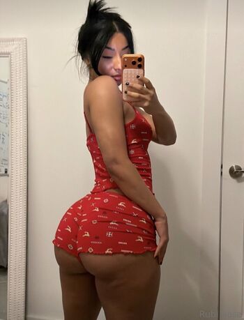 Full leaked Rubixrose private onlyfans photo