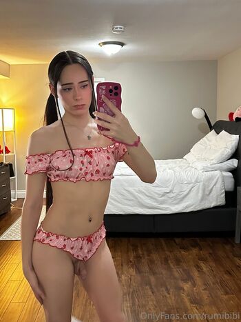 Full leaked Rumi mac page private onlyfans photo
