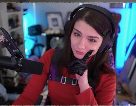 Full leaked Runebee private onlyfans photo