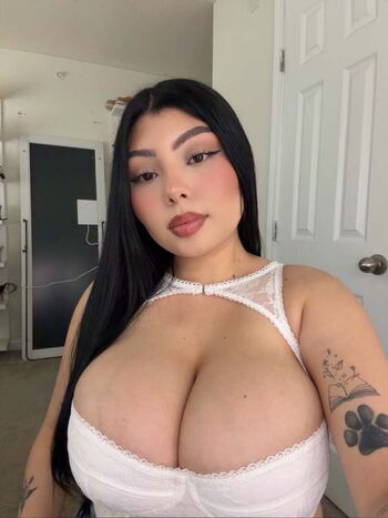 Full leaked S liz private onlyfans photo