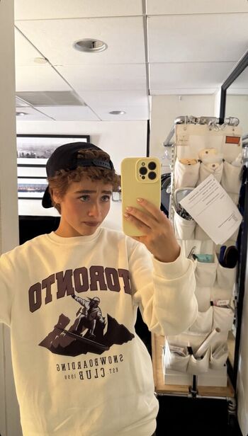 Full leaked Sabrina carpenter  page private onlyfans photo