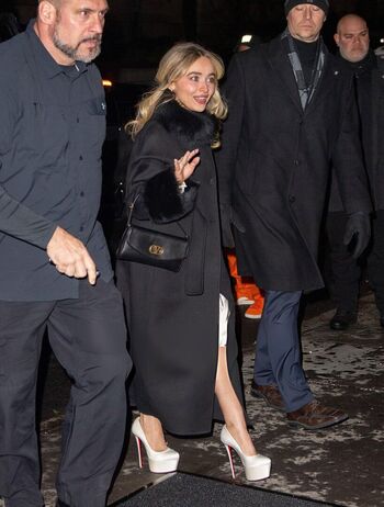 Full leaked Sabrina carpenter  page private onlyfans photo