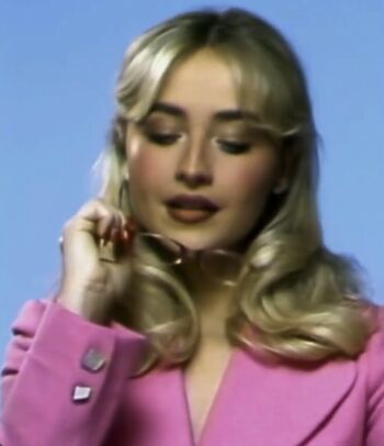 Full leaked Sabrina carpenter  page private onlyfans photo