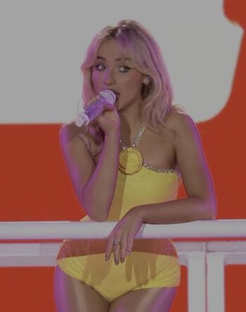 Full leaked Sabrina carpenter  page private onlyfans photo