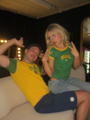 Full leaked Sabrina carpenter  page private onlyfans photo