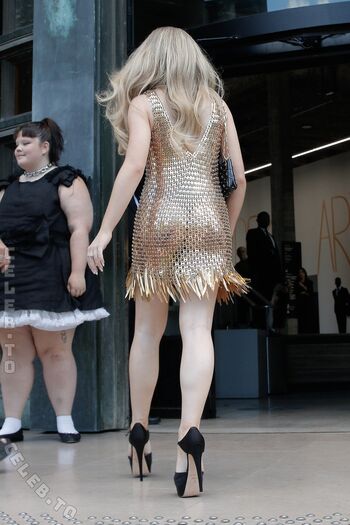 Full leaked Sabrina carpenter  page private onlyfans photo