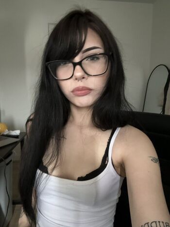 Full leaked Sadgirlfetish private onlyfans photo