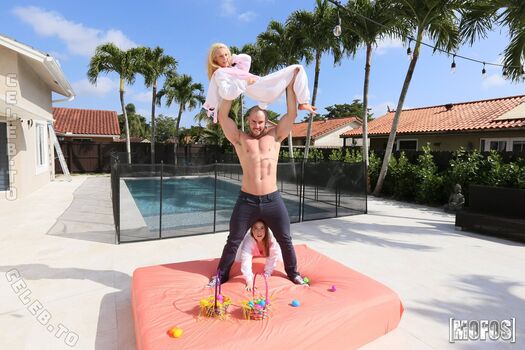 Full leaked Sadie hartz private onlyfans photo