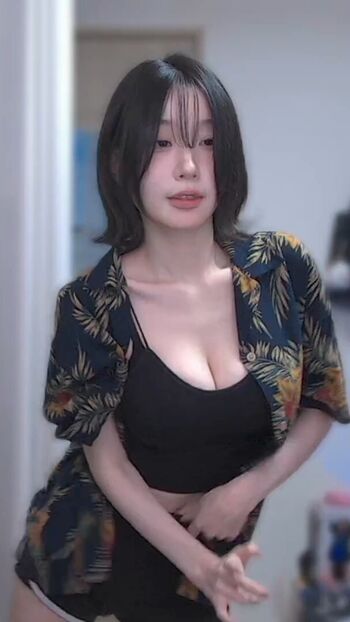 Full leaked Saeyobim private onlyfans photo