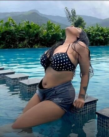 Full leaked Safa anavrin private onlyfans photo