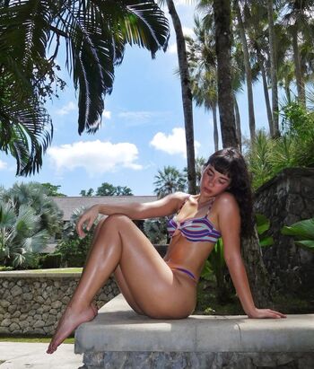 Full leaked Saffron maya snook page private onlyfans photo