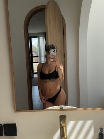 Full leaked Sagafrost page private onlyfans photo