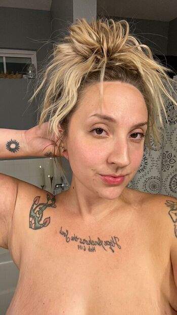 Full leaked Sage grey page private onlyfans photo