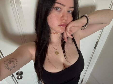 Full leaked Saikui private onlyfans photo