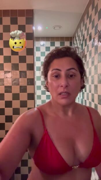 Full leaked Saira khan private onlyfans photo