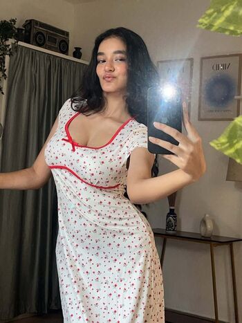 Full leaked Sakshi pandey private onlyfans photo