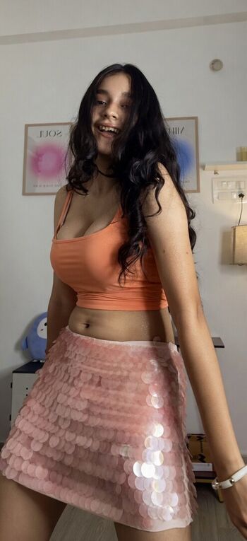 Full leaked Sakshi pandey page private onlyfans photo