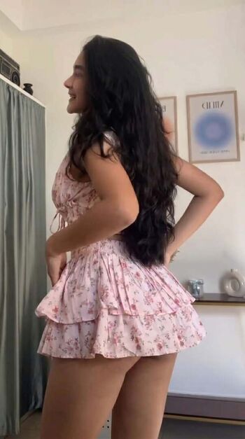 Full leaked Sakshi pandey page private onlyfans photo