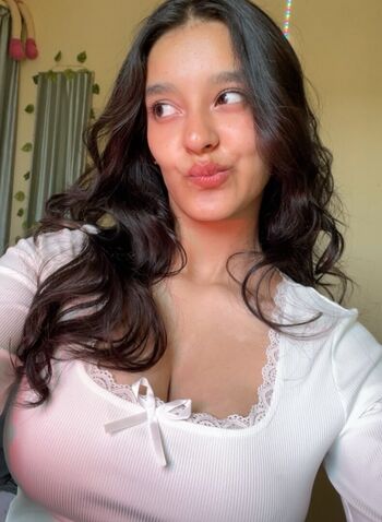 Full leaked Sakshi pandey page private onlyfans photo