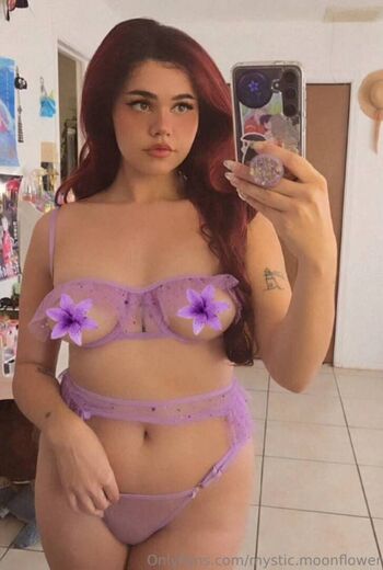 Full leaked Sakura luvivory private onlyfans photo