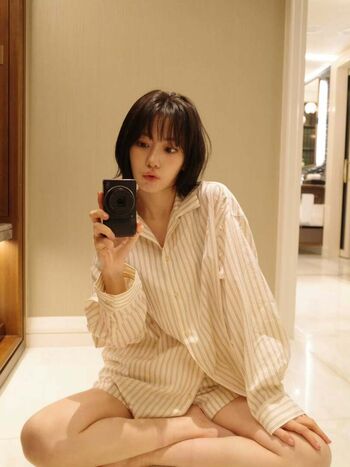 Full leaked Sakura miyawaki private onlyfans photo