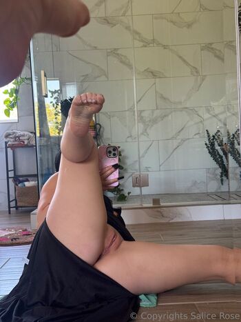 Full leaked Salice rose page private onlyfans photo