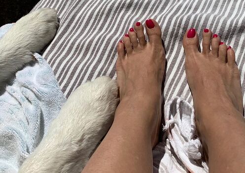 Salma Feet