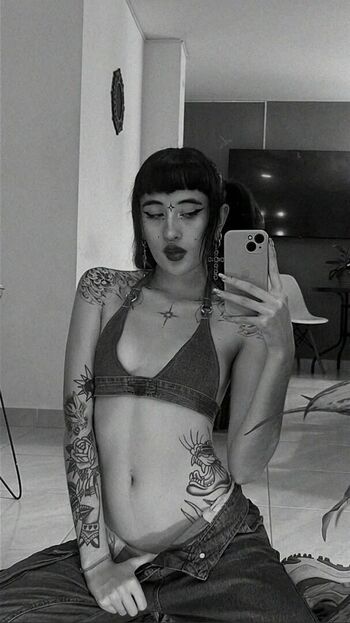 Full leaked Salyfisher private onlyfans photo