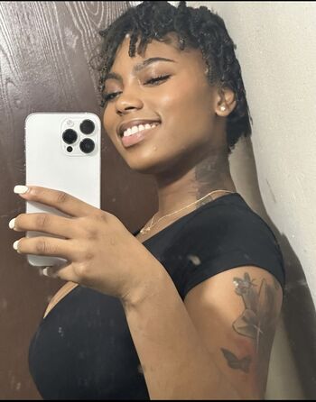 Full leaked Samantha marie page private onlyfans photo