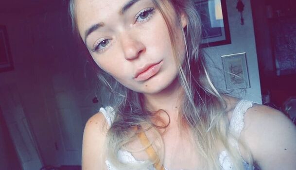 Full leaked Samantha smith page private onlyfans photo