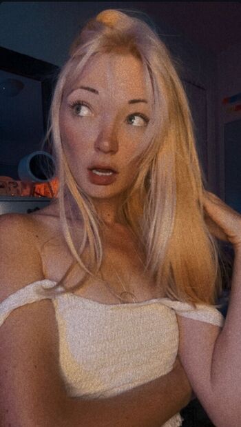 Full leaked Samantha smith page private onlyfans photo