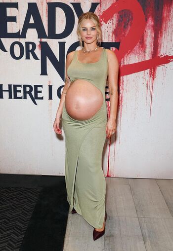 Full leaked Samara weaving page private onlyfans photo