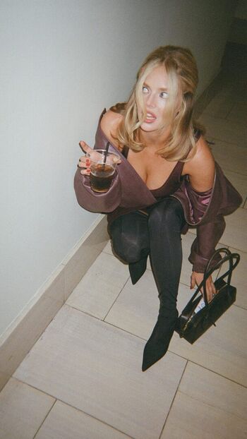 Full leaked Samara weaving private onlyfans photo