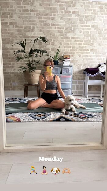 Full leaked Samia longchambon private onlyfans photo