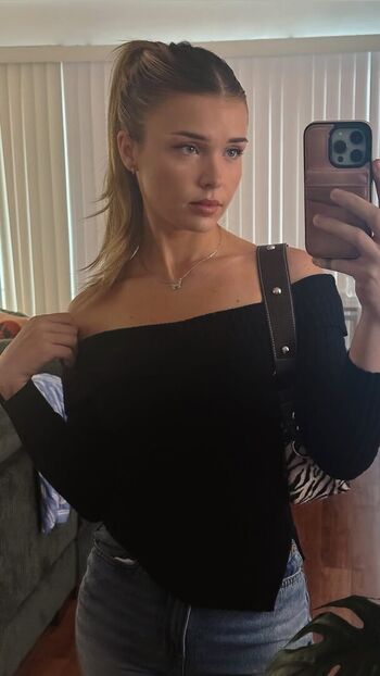 Full leaked Samwitch private onlyfans photo