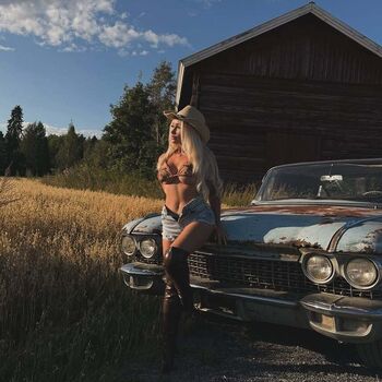 Full leaked Sanni nurminen private onlyfans photo