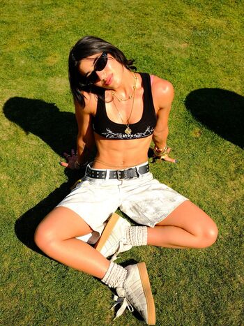 Full leaked Sara saffari private onlyfans photo