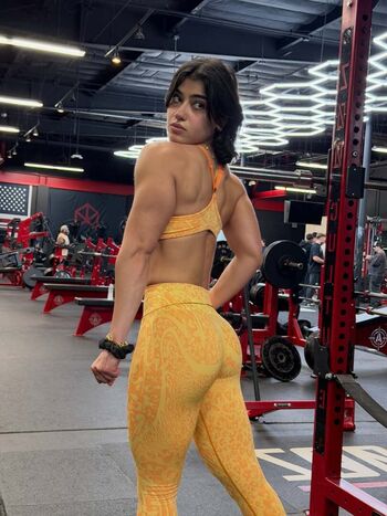 Full leaked Sara saffari private onlyfans photo