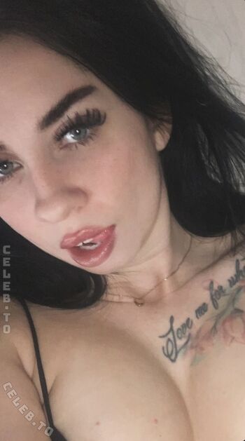 Full leaked Sarah amore private onlyfans photo