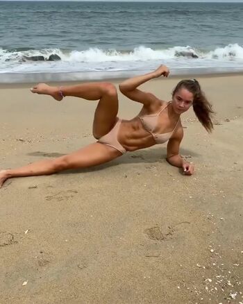 Full leaked Sarah dorough page private onlyfans photo