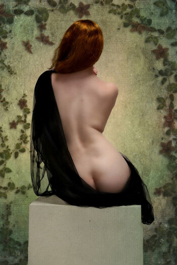 Full leaked Sarah m faire private onlyfans photo