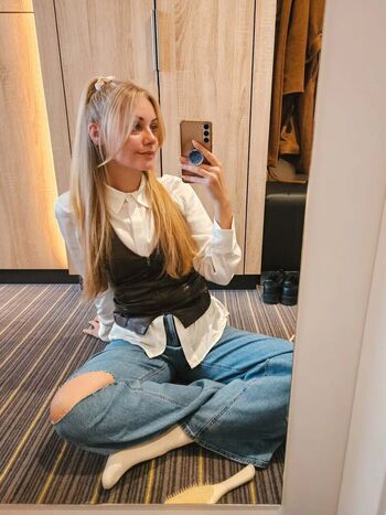 Full leaked Sarah milkowski private onlyfans photo