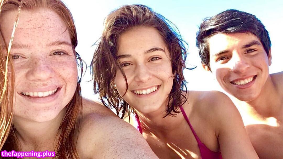 Sarah Perez Sarita_Juanita_Bonita