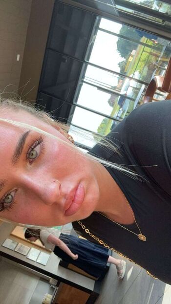 Full leaked Sarah riley private onlyfans photo